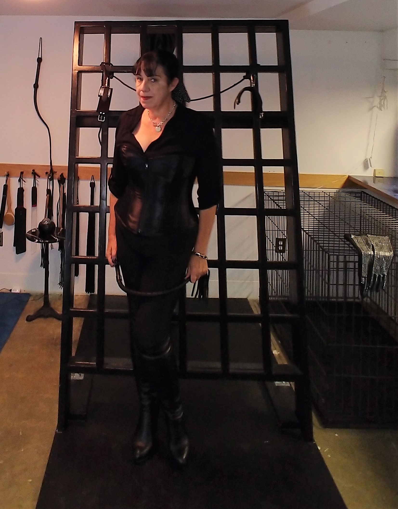 European Disciplinarian: BDSM , Spanking, Fetishes | Dickie virgin